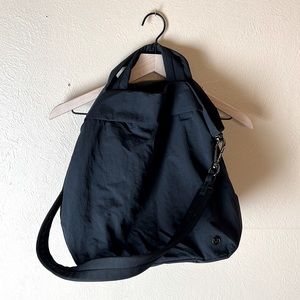 Lululemon oversized purse / crossbody